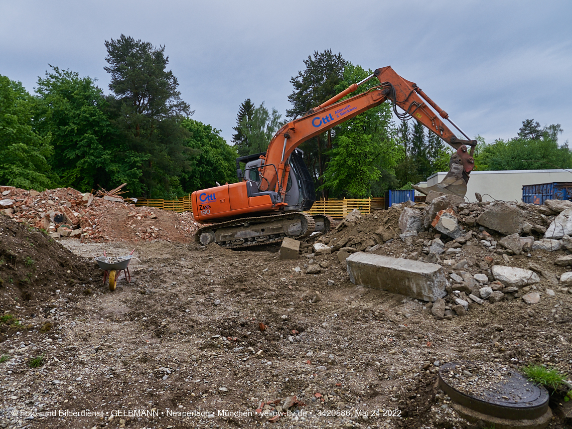 24.05.2022 - Baustelle am Haus für Kinder in Neuperlach